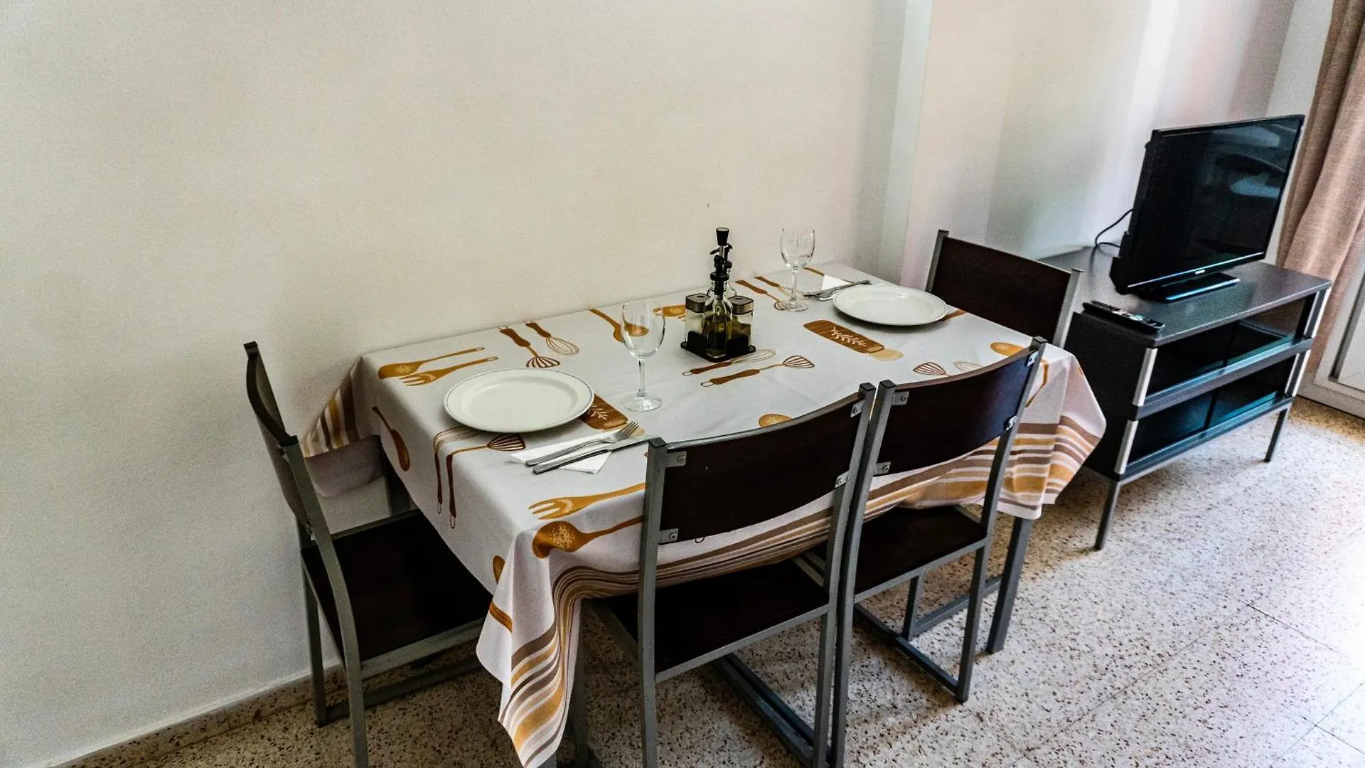 Eva Aparthotel Lloret de Mar İspanya
